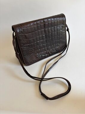 Vintage Brown genuine leather Croco Crossbody Bag